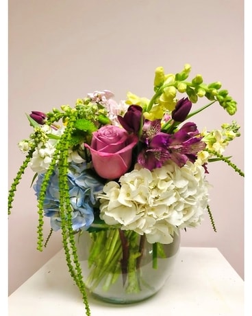 Matilda Medley Flower Arrangement