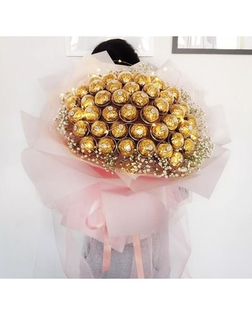 Golden Bouquet - Ferrero Rocher Flower Arrangement