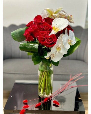 Queen of Hearts Flower Arrangement