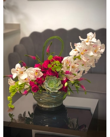 Royal Treatment Flower Arrangement