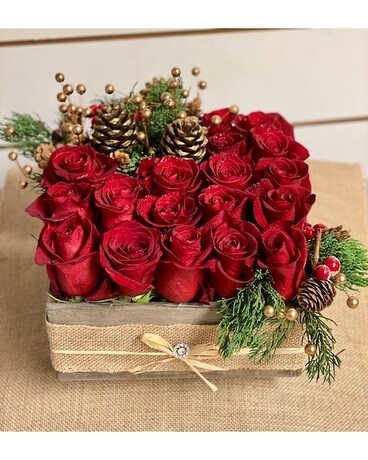 Christmas Delight Flower Arrangement