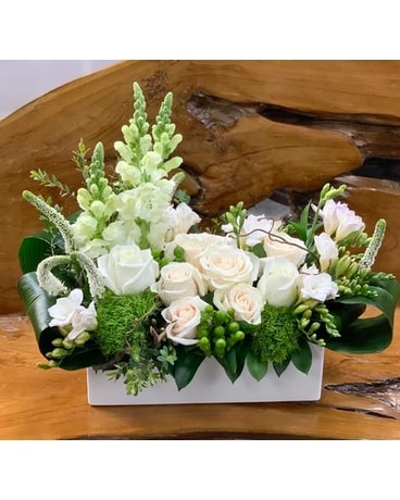 Green Snow Centerpiece Flower Arrangement