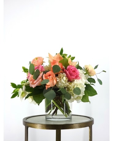 Fleurtacious Signature - Winter (Medium) Flower Arrangement