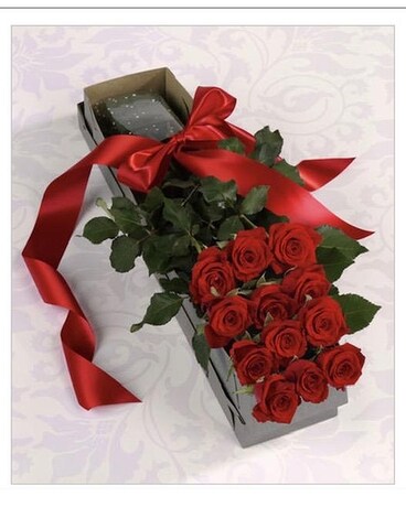box of roses Flower Arrangement