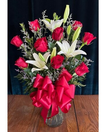 Roses and Lilies Flower Arrangement