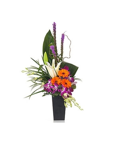 Buds and Blooms Pure Paradise Flower Arrangement