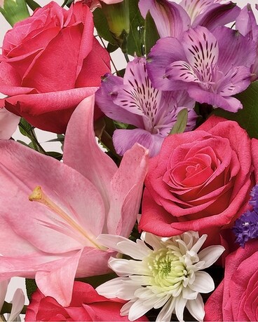 Pretty in Pinks Flower Arrangement