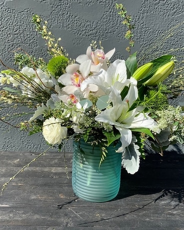 Pastel Elegance Flower Arrangement