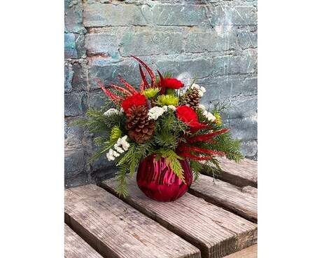 Merry & Bright Flower Arrangement