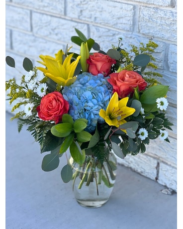 Warm Breeze Flower Arrangement