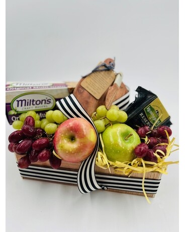 gift and fruit basket Gift Basket