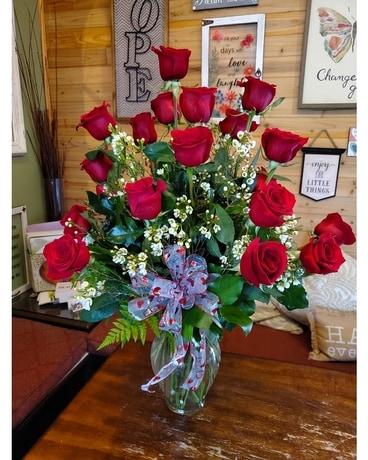 2 Dozen Long Stemmed Roses Flower Arrangement