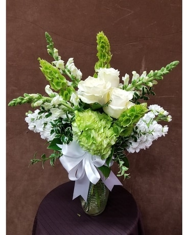 White Beauty Flower Arrangement