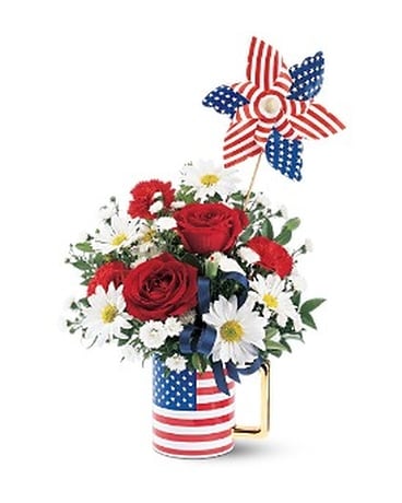 Teleflora's Spirit of America Flower Arrangement