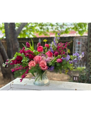 Spring Splendor- Lindale Floral Original Flower Arrangement