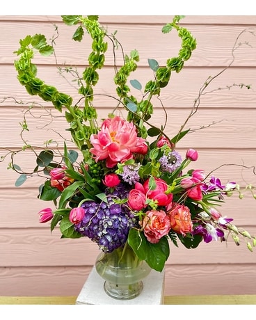 Gorgeous Spring Show- Lindale Floral Original Flower Arrangement