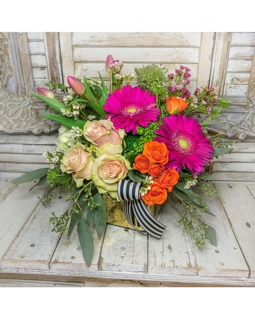 Brighten the Day Bouquet Flower Arrangement