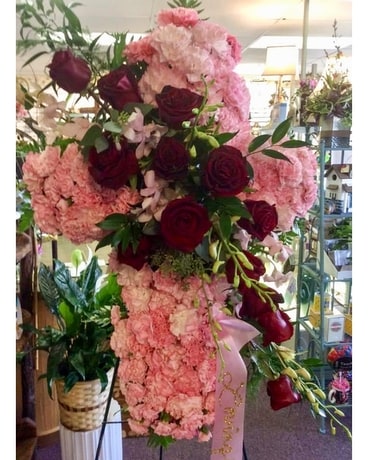 Standing Sprays & Wreaths (call for inquiries) Funeral Arrangement