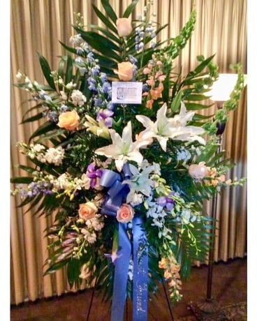 Standing Sprays & Wreaths (call for inquiries) Funeral Arrangement