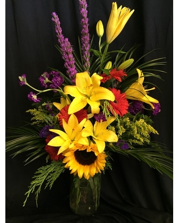 Spectacular blooms Flower Arrangement