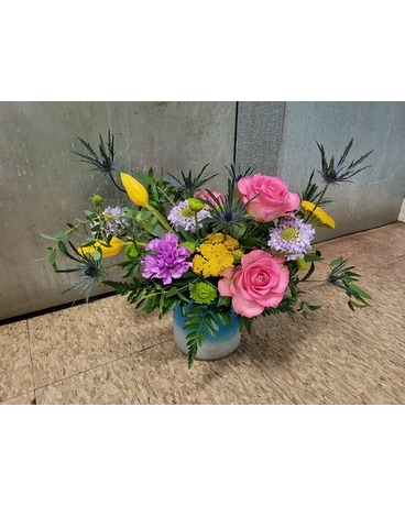 Scott's Extra Container Flower Arrangement