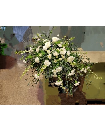 FNM Sympathy Casket Spray Funeral Casket Spray Flowers