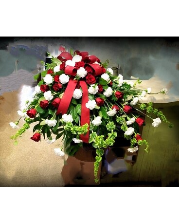 FNM Sympathy Casket Spray Funeral Casket Spray Flowers