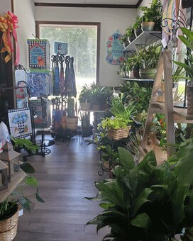 SIMPLY SOUTHERN 8 Flower Arrangement