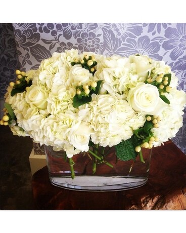 White Rose and Hydrangea Centerpiece Centerpiece