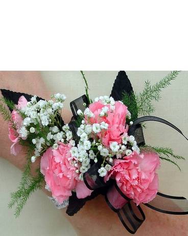 Quad Bloom Mini Carnation Wrist Corsage