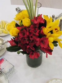 Traditional Centerpiece with Contemporary flair