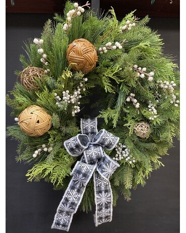 Fresh Wreath with White & Natural Accents Wreath