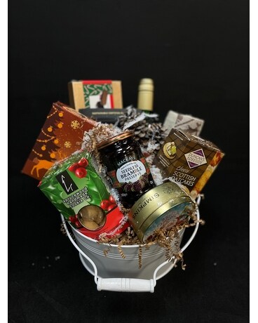 Holiday Goody Basket — Luxe Gift Basket