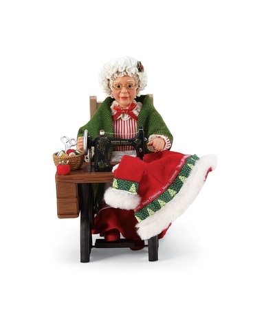 Stitch Fix Mrs. Claus Flower Arrangement