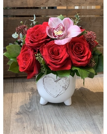 Hearts XOXO Flower Arrangement