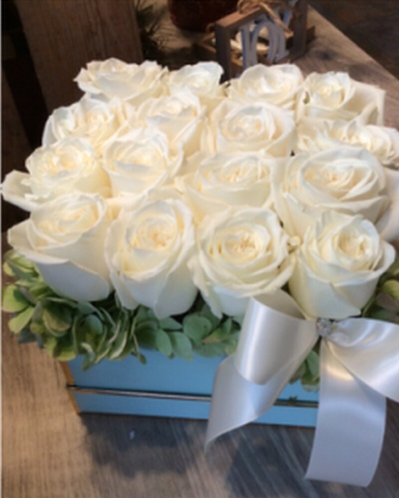 Custom Designs Delivery Thornhill ON - Wisteria Floral Design