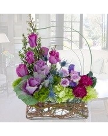 Classy and Modern Flower Arrangement