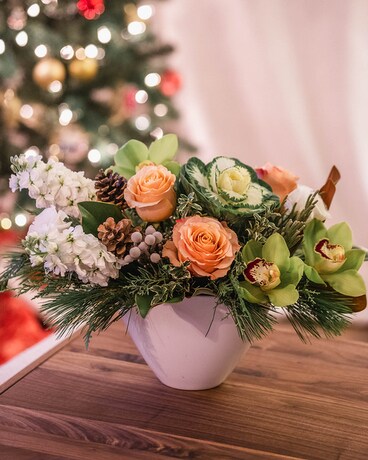 Holiday Chic Flower Arrangement