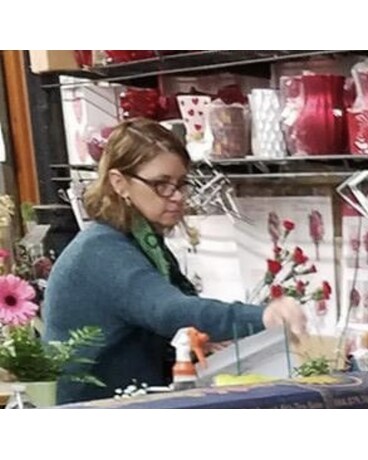 Vase Arrangement Designer's Choice Flower Arrangement