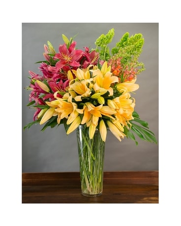 JUST LILIES Flower Arrangement