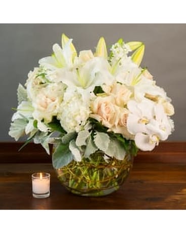 MOONLIGHT GLOW Flower Arrangement