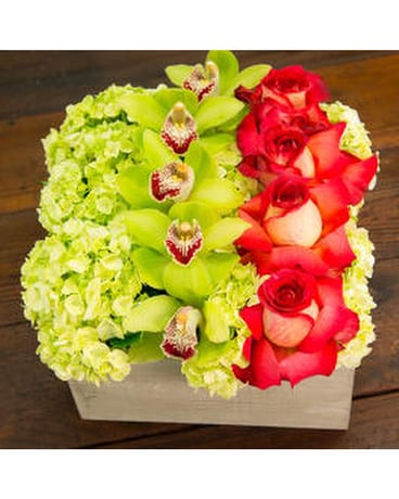 COLORFUL PAVE Flower Arrangement