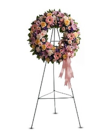 Graceful Wreath Flower Arrangement