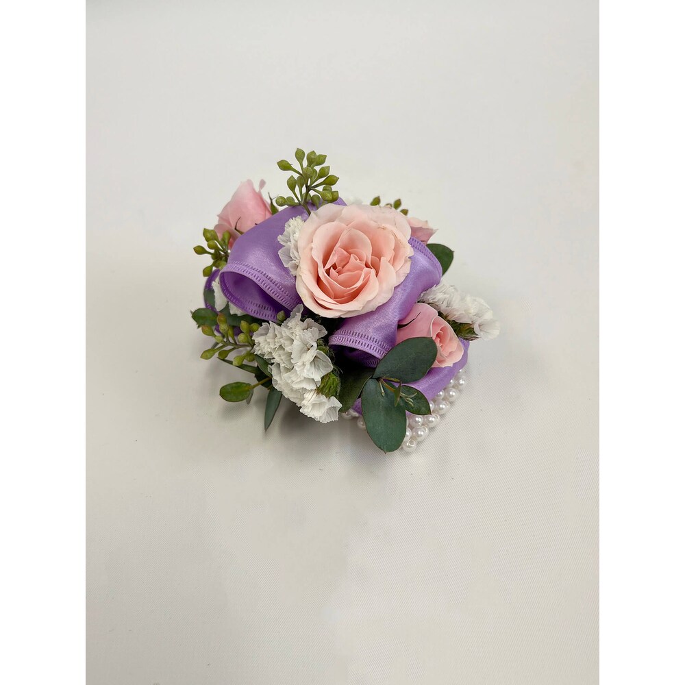 フラワー・ガーデニング corsage no.770 Solid Gold Wrist Corsage in Minnetonka MN - Westdale Floral