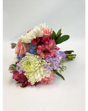 Springtime Clutch Bouquet