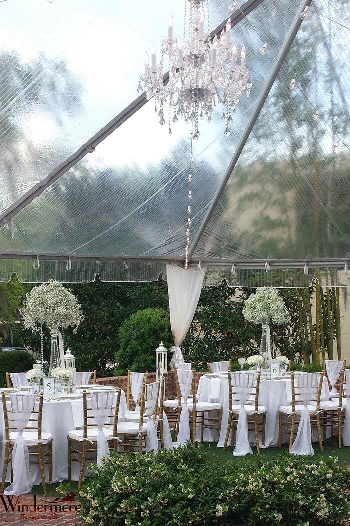 babys breath tall centerpiece