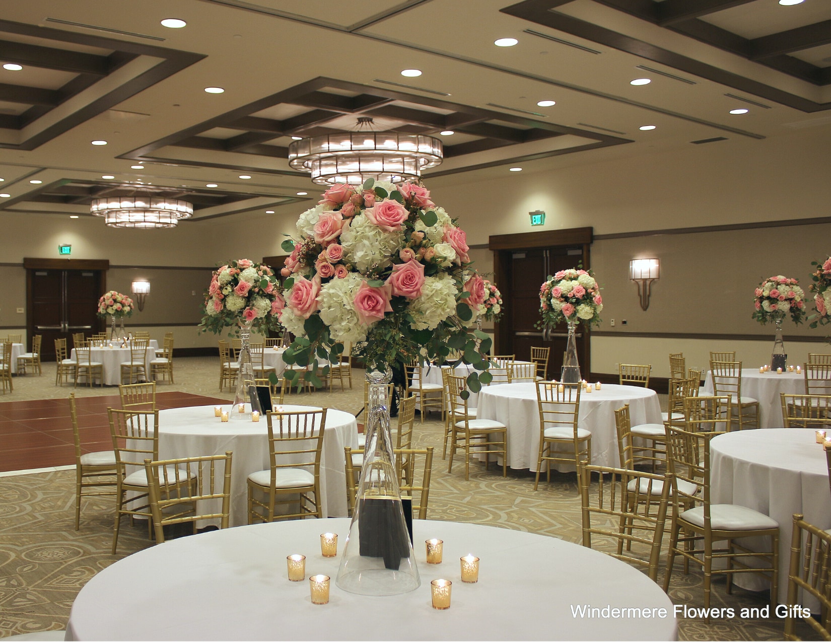 tall wedding centerpiece