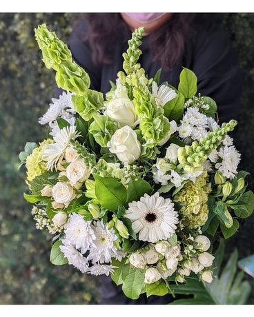 Classic White Bouquet Bouquet