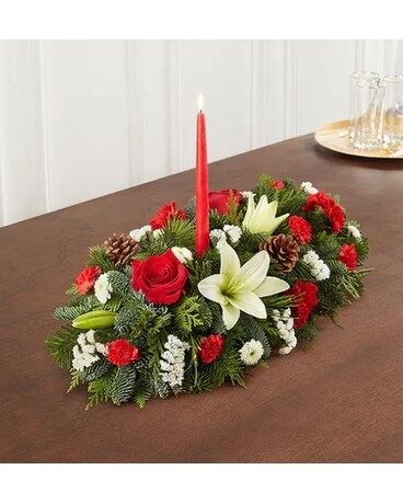Traditional Christmas Centerpiece Centerpiece