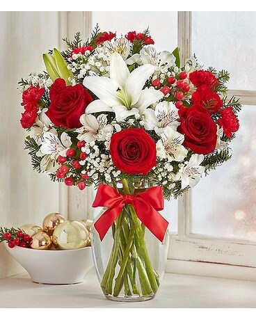 Fields of Europe™ Christmas Flower Arrangement